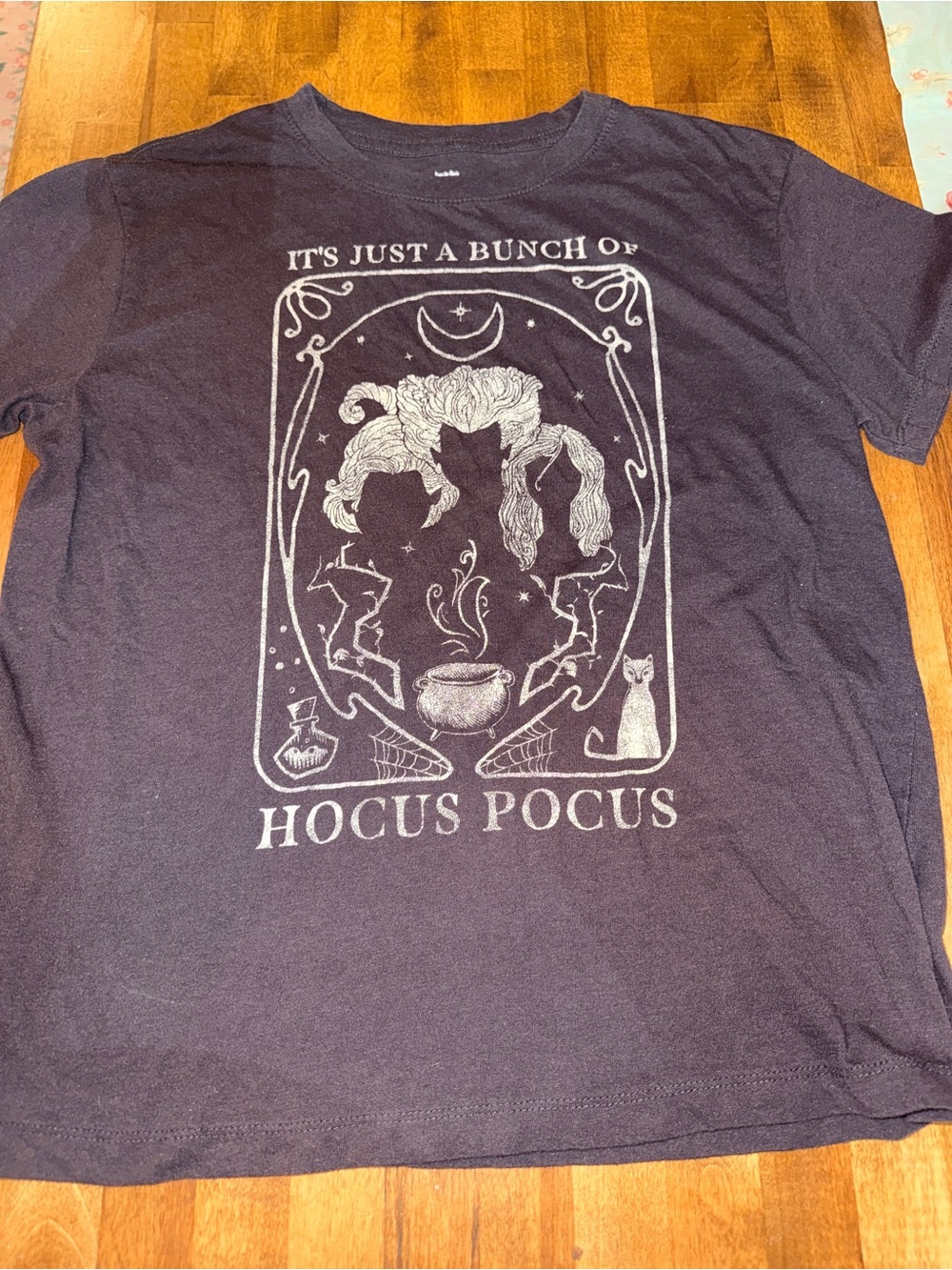 Disney Hocus Pocus Black Graphic Tee